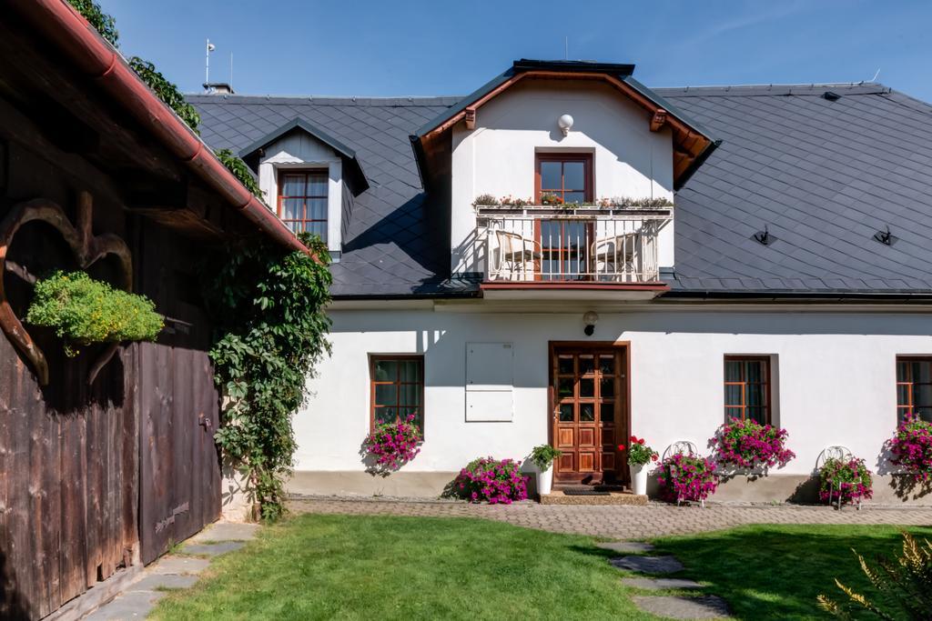 Pension Pod Morskym Okem Karlovice  Exterior photo